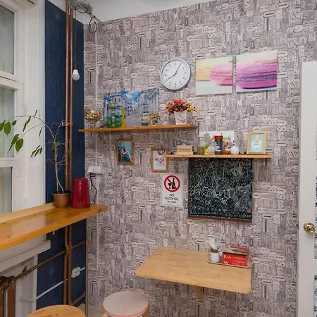 Loft Hostel *
